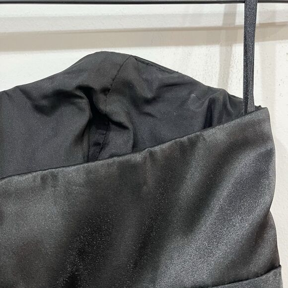 David’s Bridal Formal Bridesmaid Strapless Black Satin Dress Size 4 Pockets - Picture 7 of 7